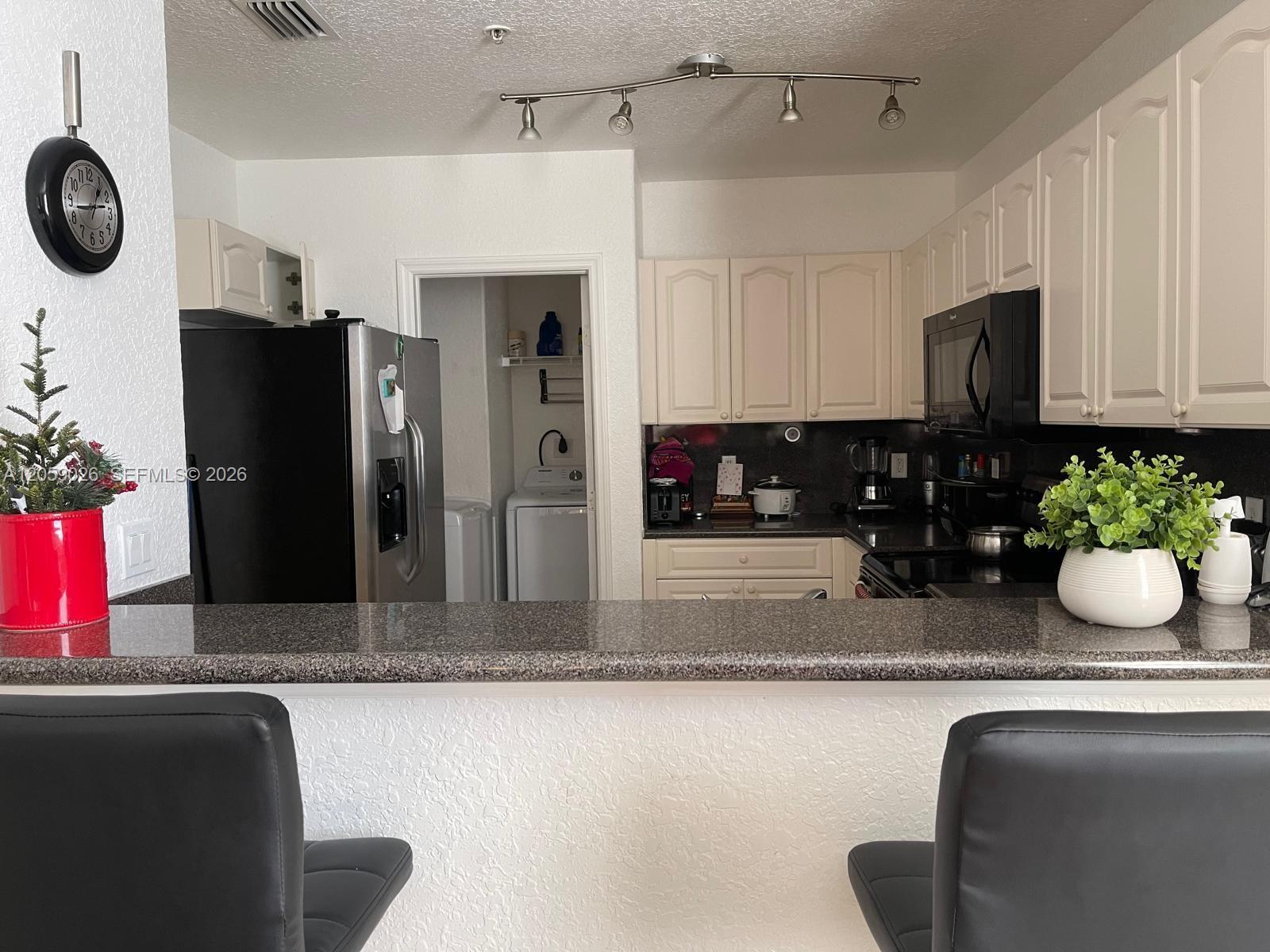 8123 W 36th Ave # 1, Hialeah FL 33018 photo 3