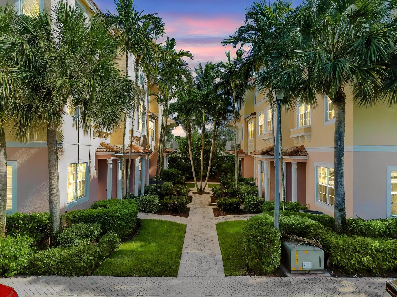 131 Harbors Way, Boynton Beach FL 33435 photo 2