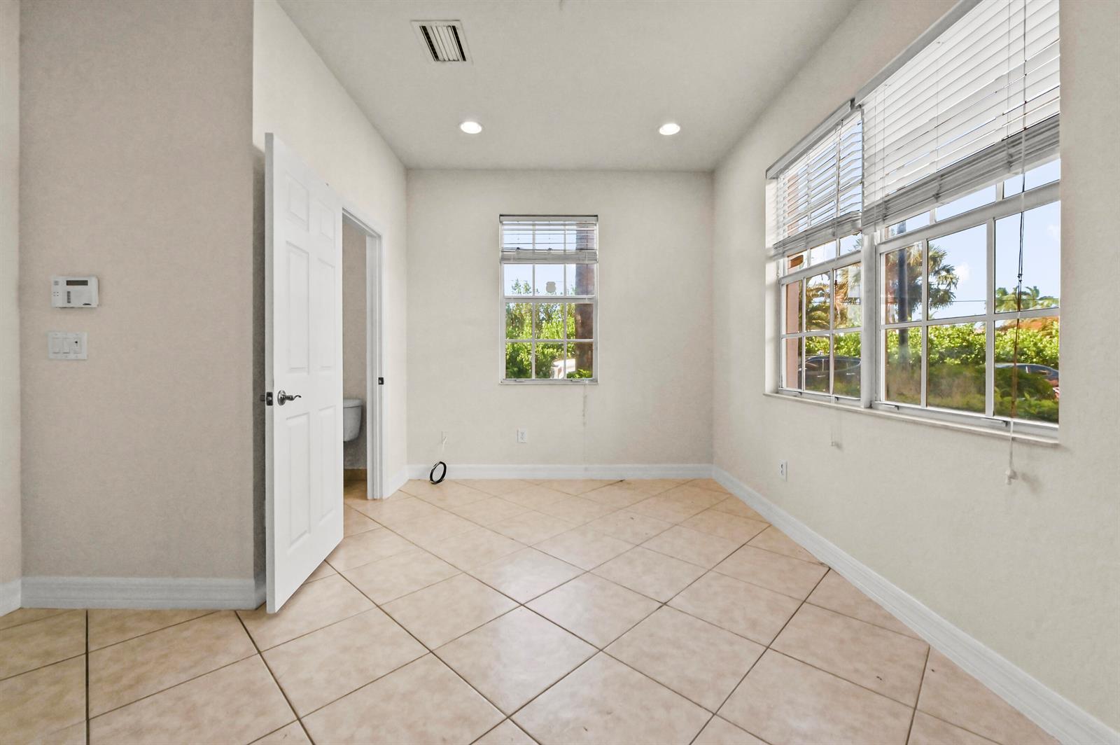 131 Harbors Way, Boynton Beach FL 33435 photo 5