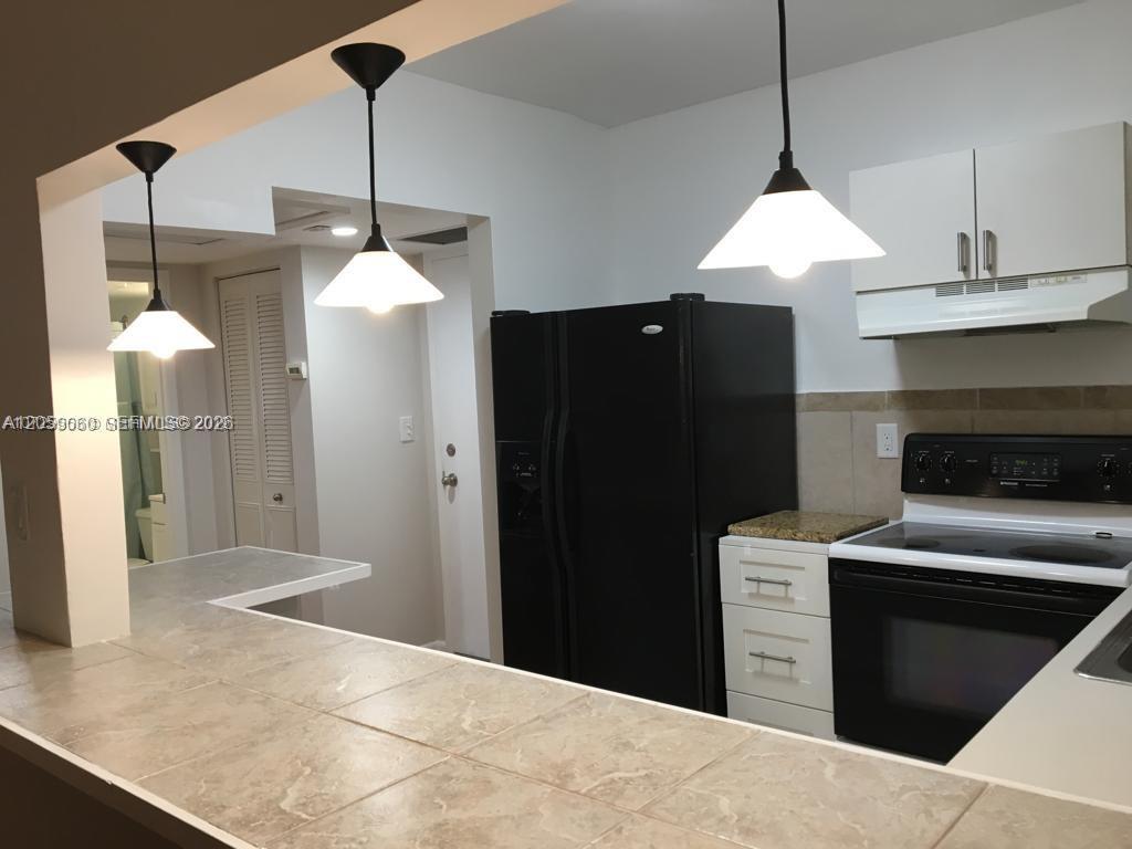 259 S Cypress Rd # 527, Pompano Beach FL 33060 photo 2