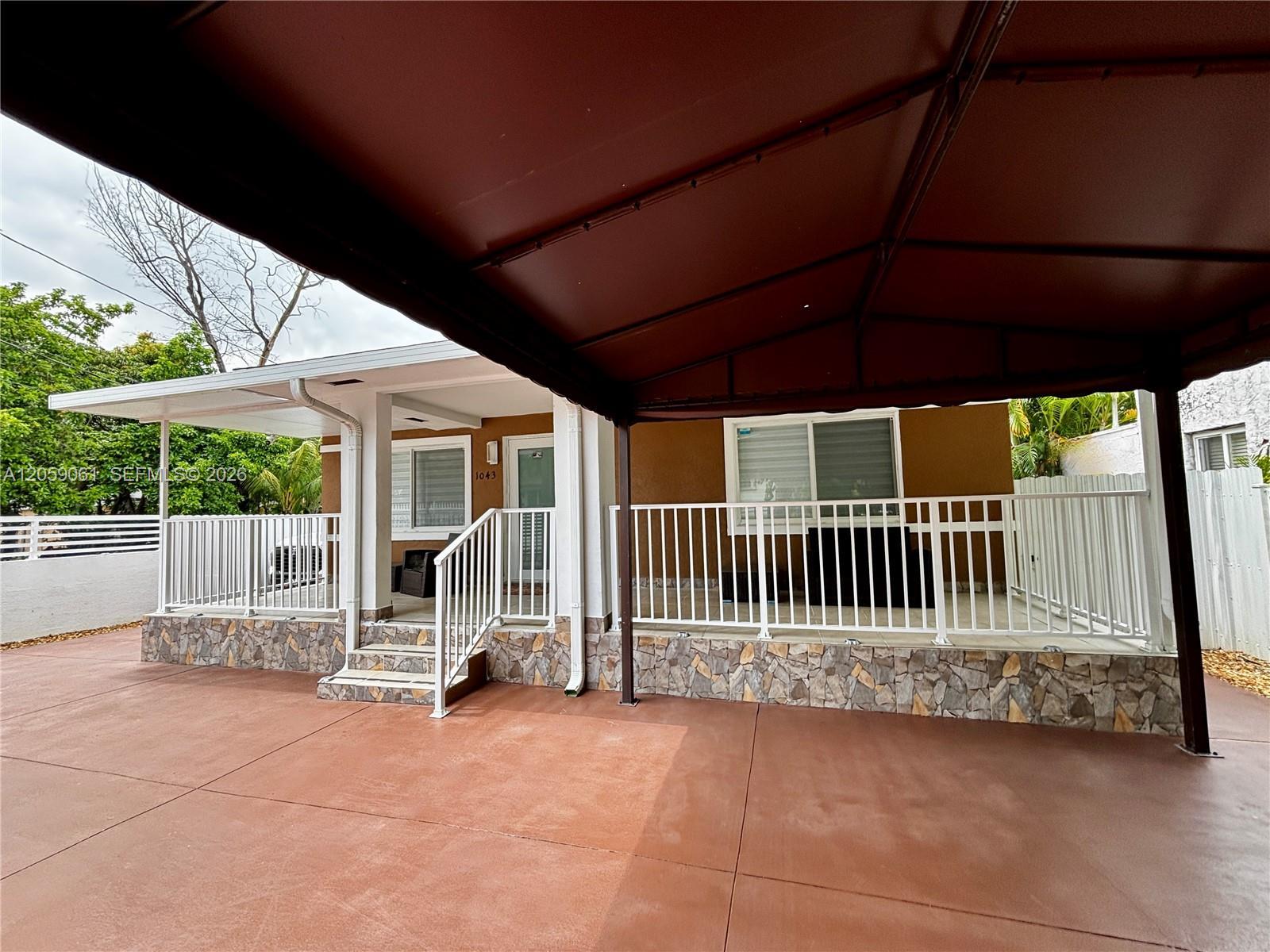 1043 NW 33rd St, Miami FL 33127 photo 3