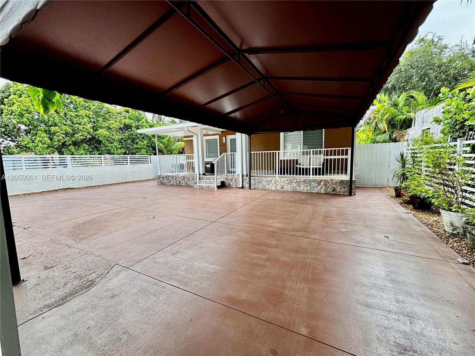 1043 NW 33rd St, Miami FL 33127 photo 5