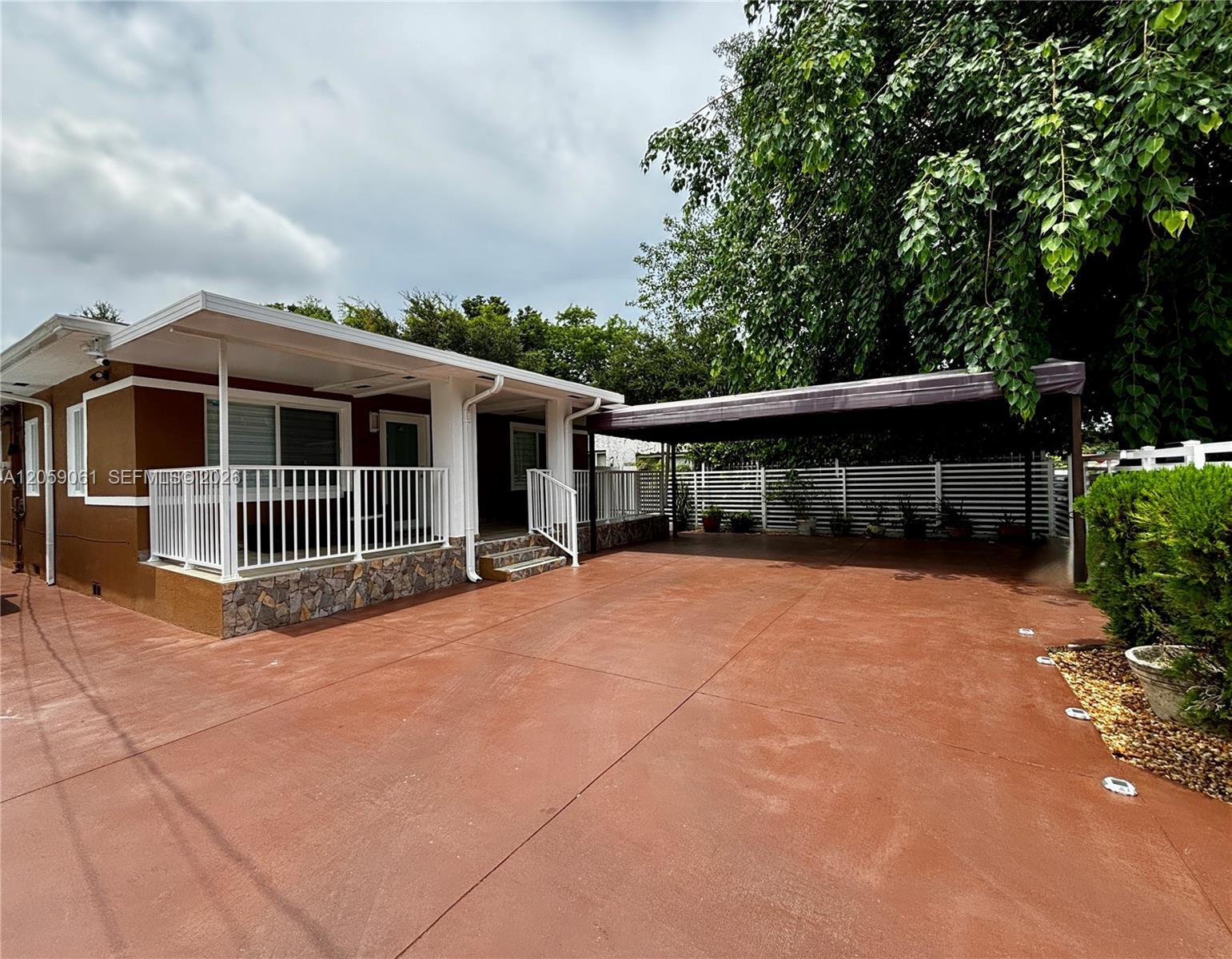 1043 NW 33rd St, Miami FL 33127 photo 4