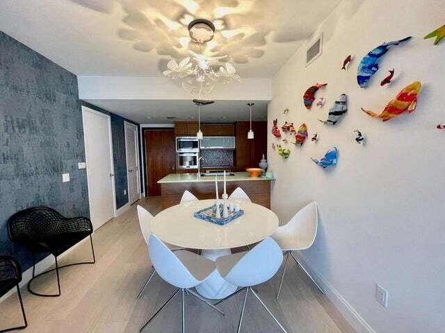 5875 COLLINS Avenue # 1606, Miami Beach FL 33140 photo 2