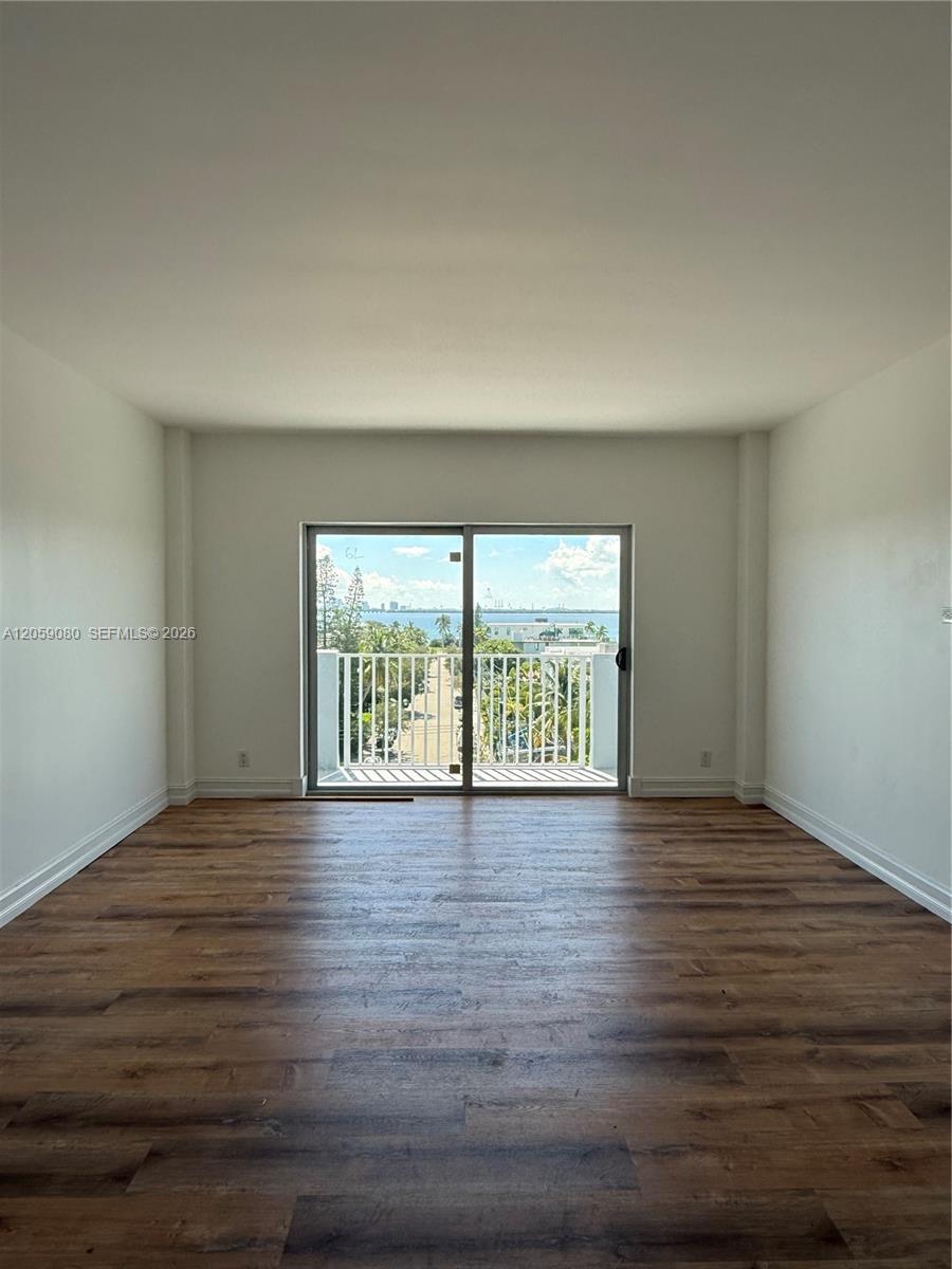 1455 N Treasure Dr # 6L, North Bay Village FL 33141 photo 4