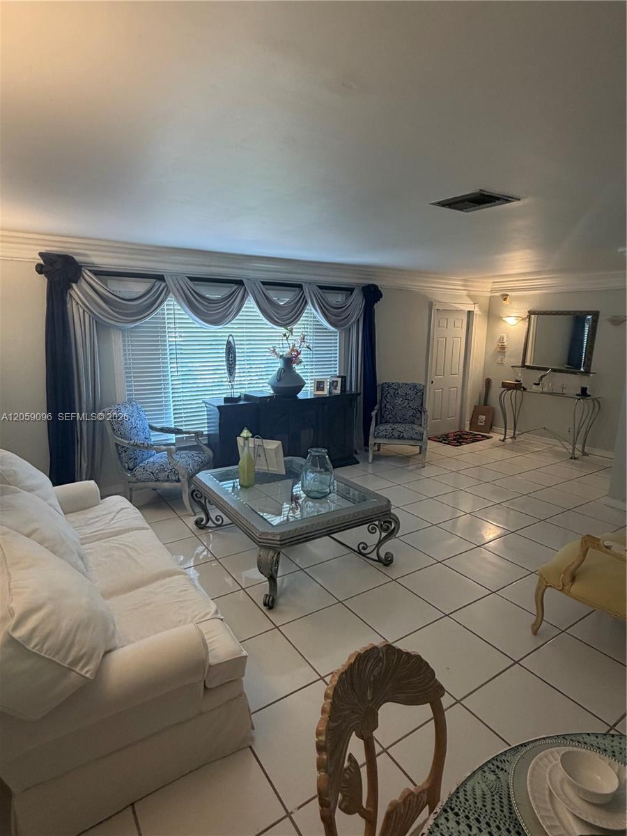 8108 NW 93rd Ter, Tamarac FL 33321 photo 5
