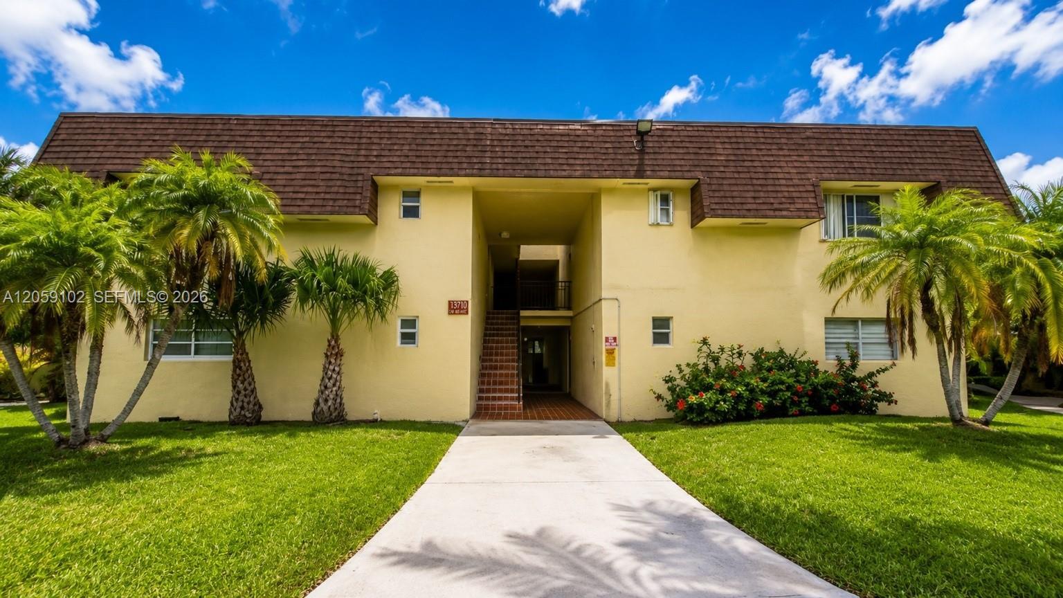 13710 SW 90th Ave # 4, Miami FL 33176