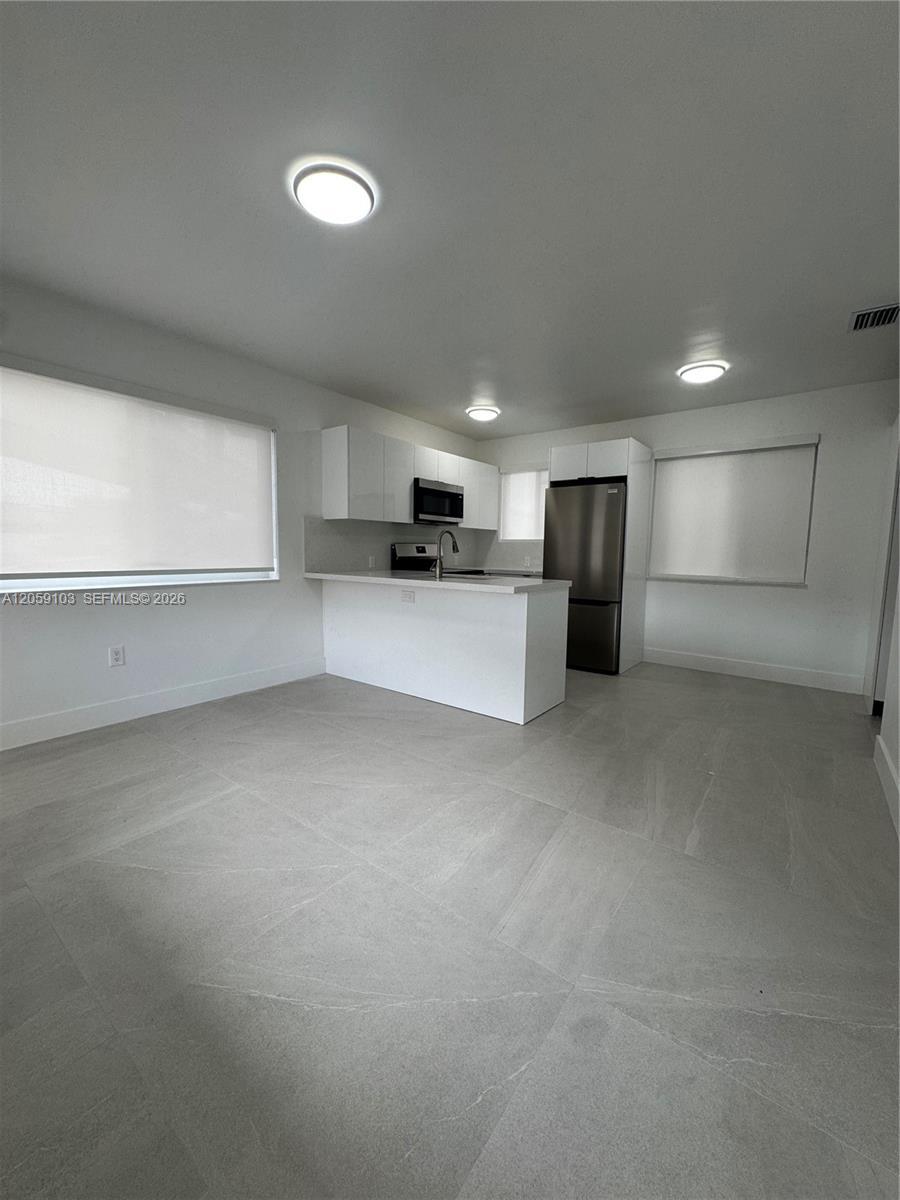 180 W 21st St # 180, Hialeah FL 33010 photo 3