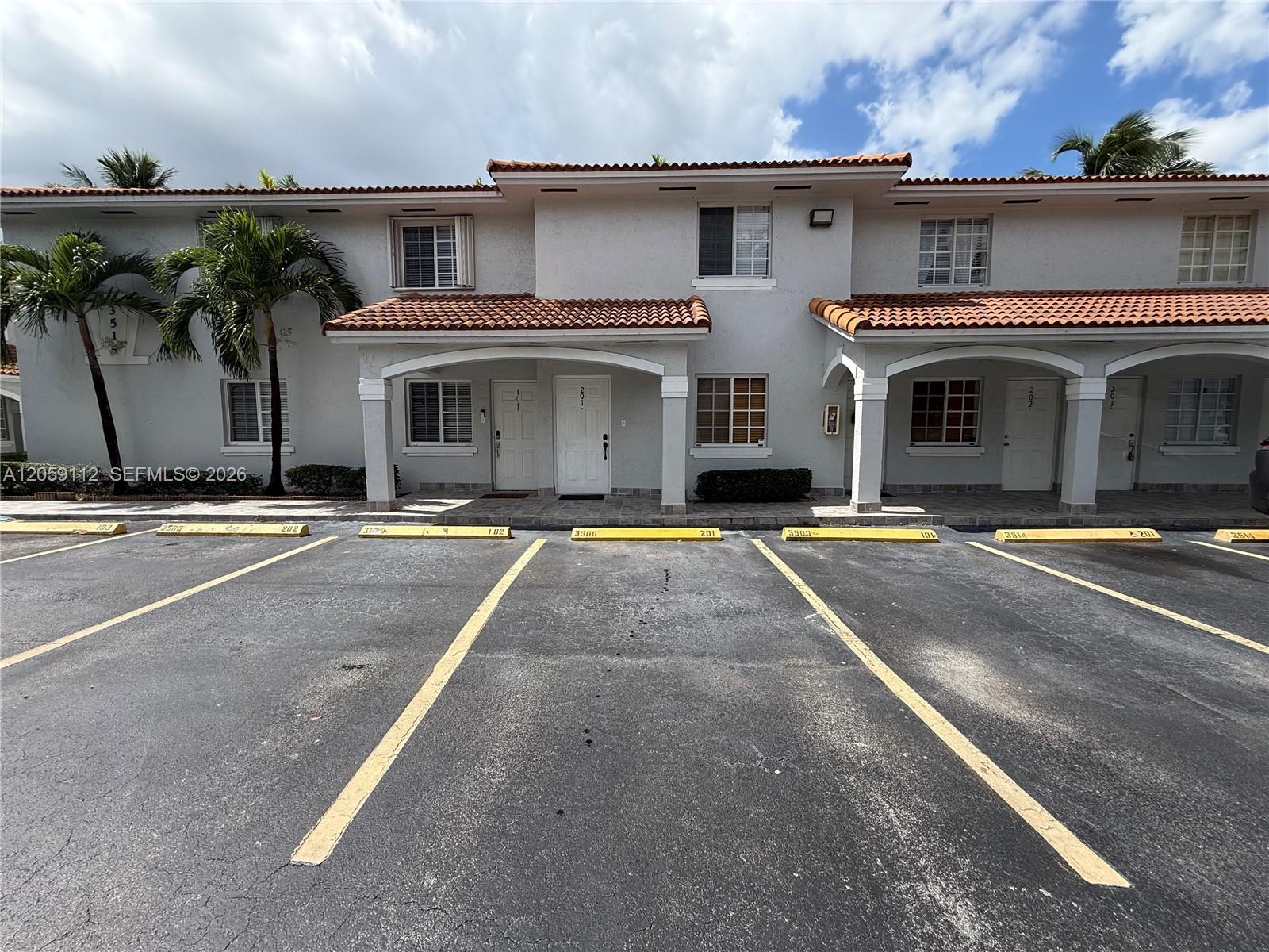 3514 W 76th St # 201, Hialeah FL 33018