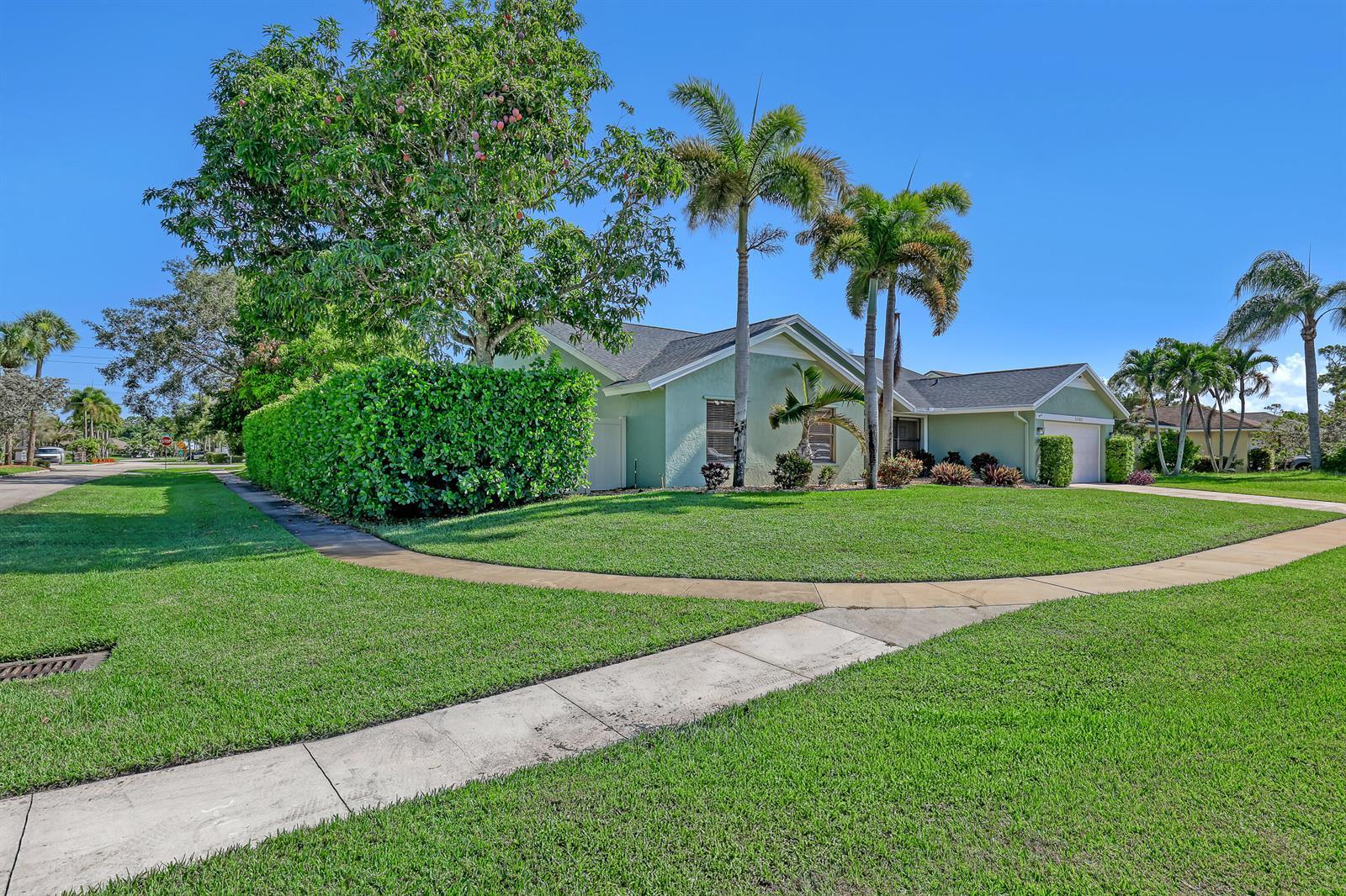 13785 Exotica Lane, Wellington FL 33414 photo 3