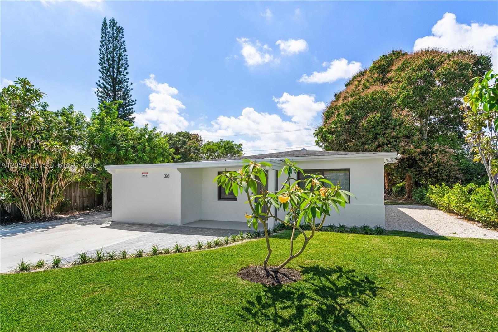 328 SW 11th Ave, Delray Beach FL 33444 photo 3