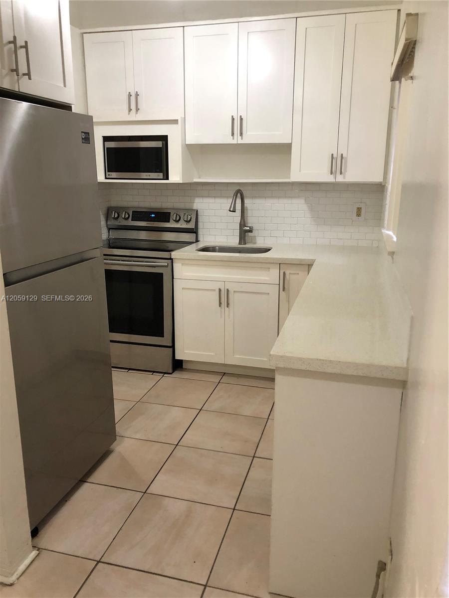 Hollywood, FL 33020 photo 3