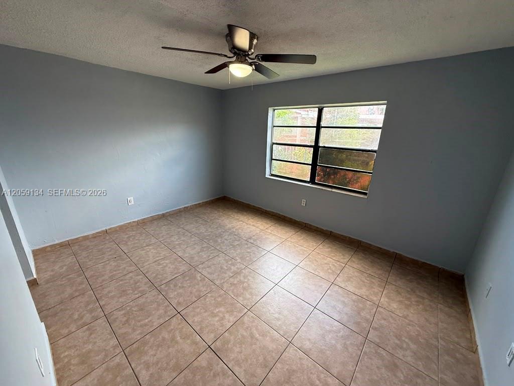 1325 W 68th St # 111, Hialeah FL 33014 photo 4