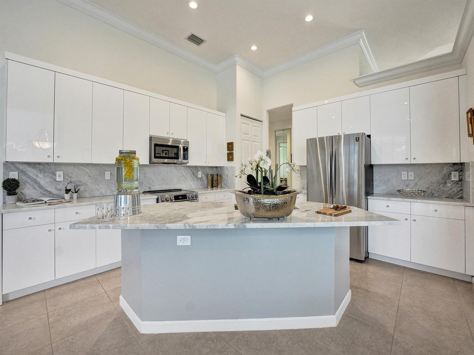 2657 Windwood Way, Royal Palm Beach FL 33411 photo 3