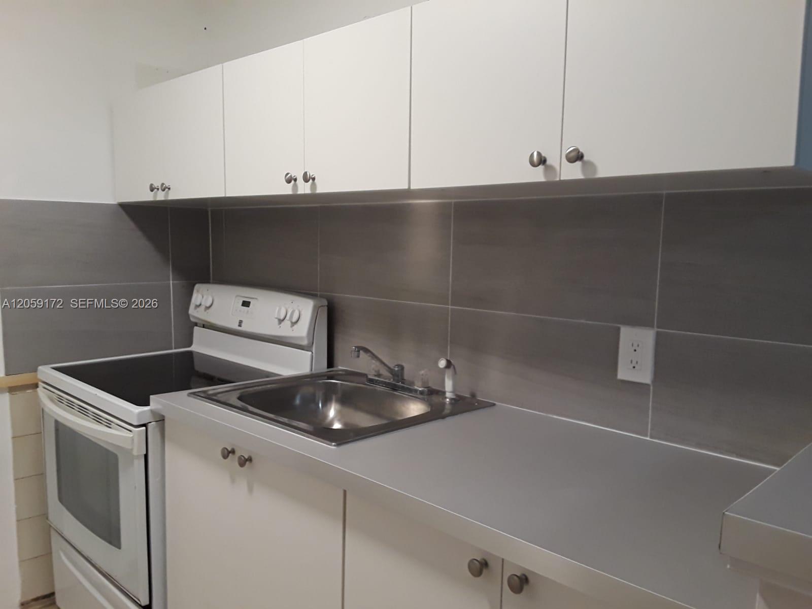 5647 Hayes St # A, Hollywood FL 33021 photo 5