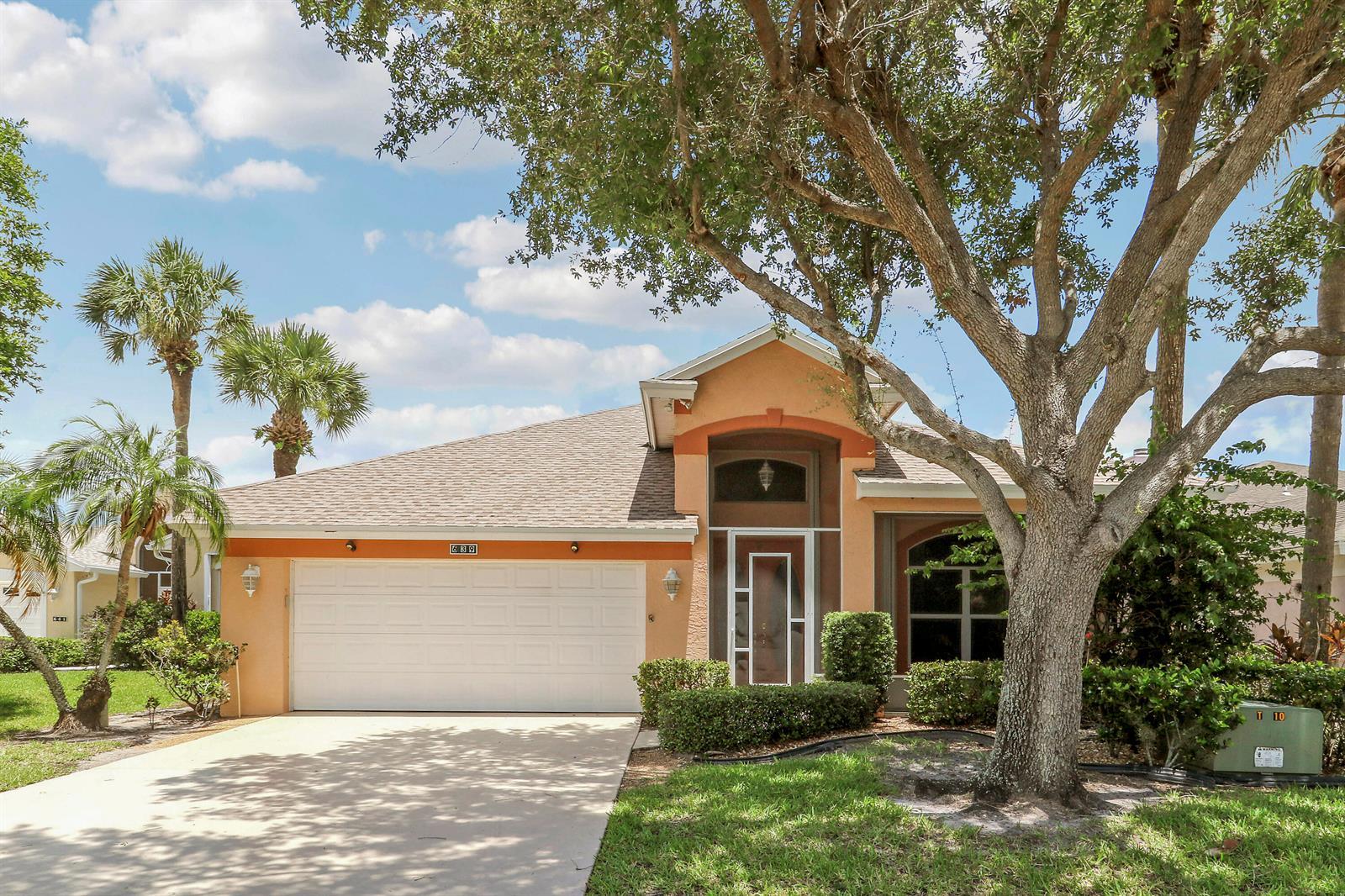 639 NW Venetto Court, Port St. Lucie FL 34986 photo 3