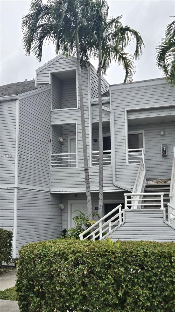 3409 NW 44th St # 201, Oakland Park FL 33309 photo 4