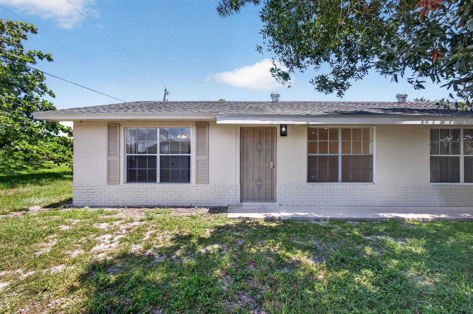 3943 Roan Court W, Palm Beach Gardens FL 33403 photo 4