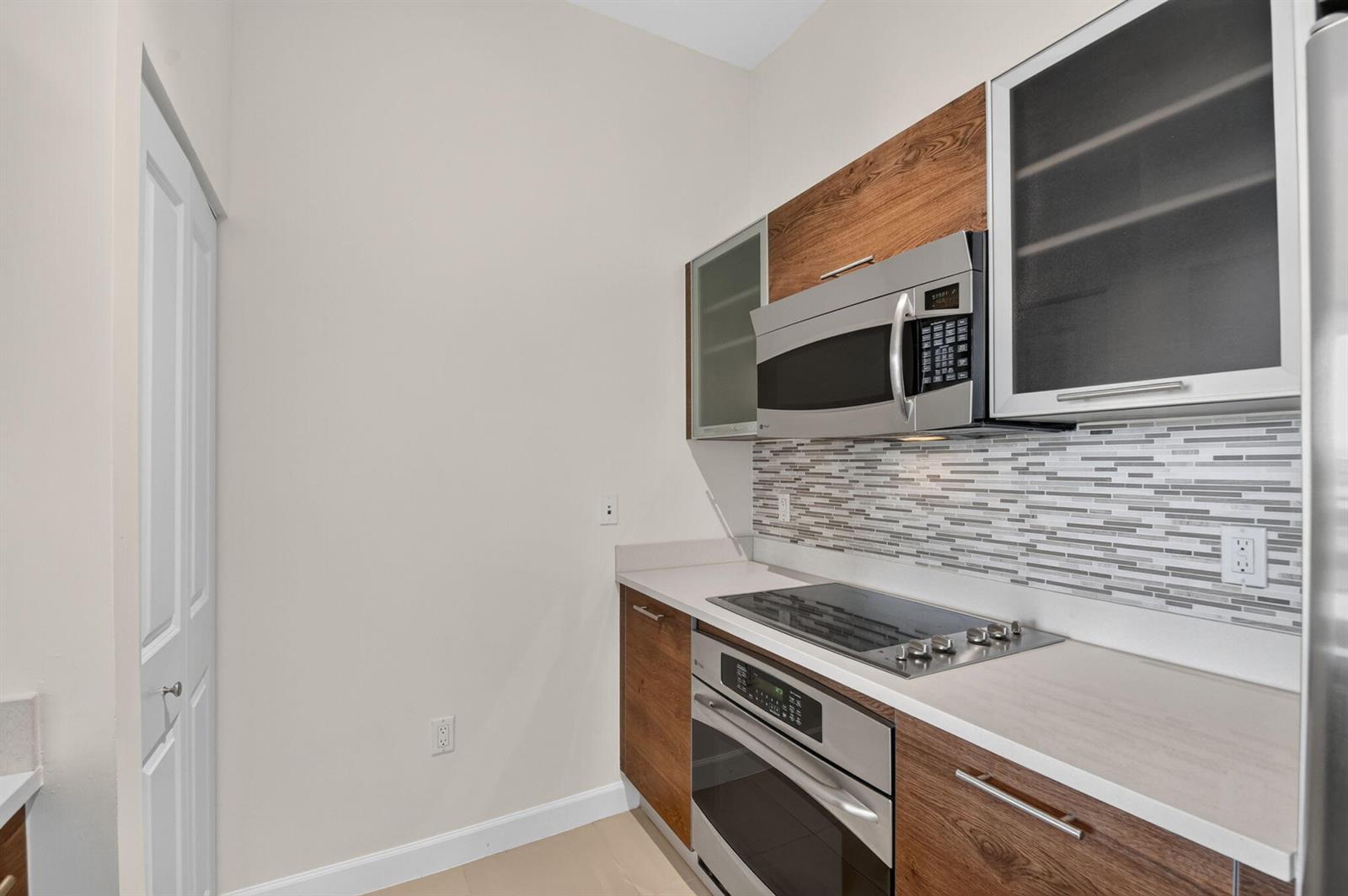 480 Hibiscus Street # 515, West Palm Beach FL 33401 photo 5