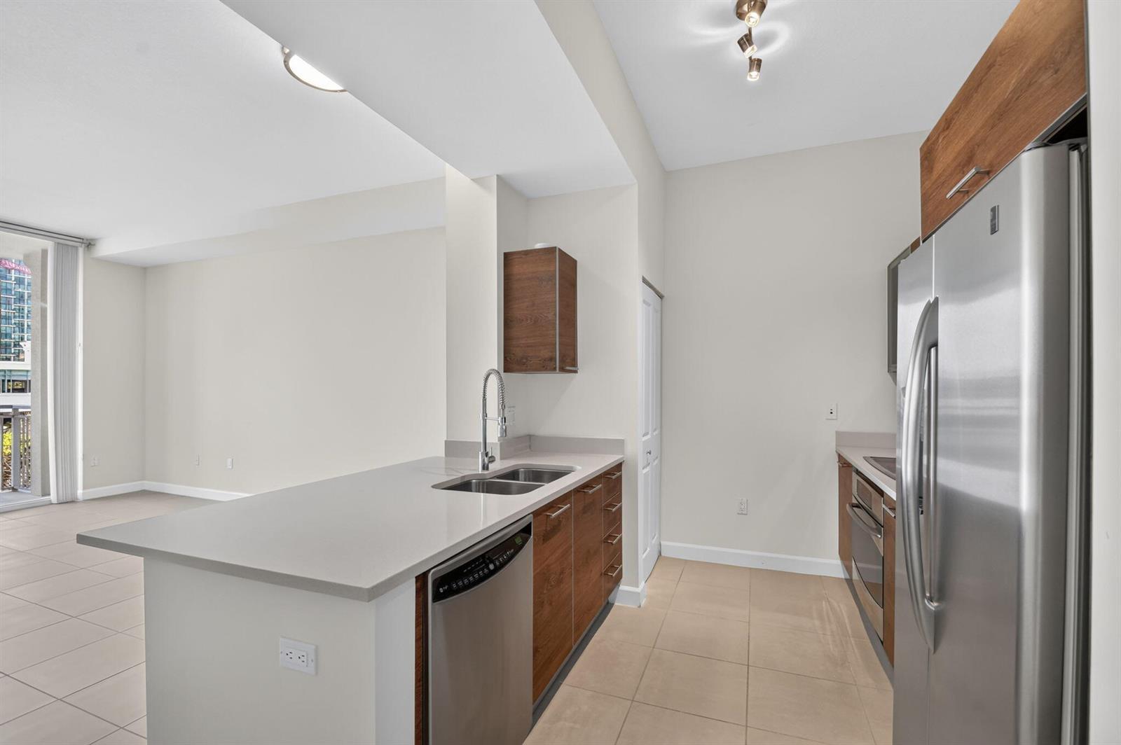 480 Hibiscus Street # 515, West Palm Beach FL 33401 photo 4