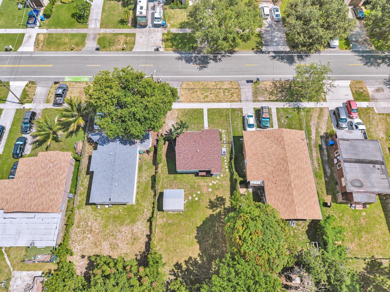 5026 SW 21st Street SW, West Park FL 33023 photo 5