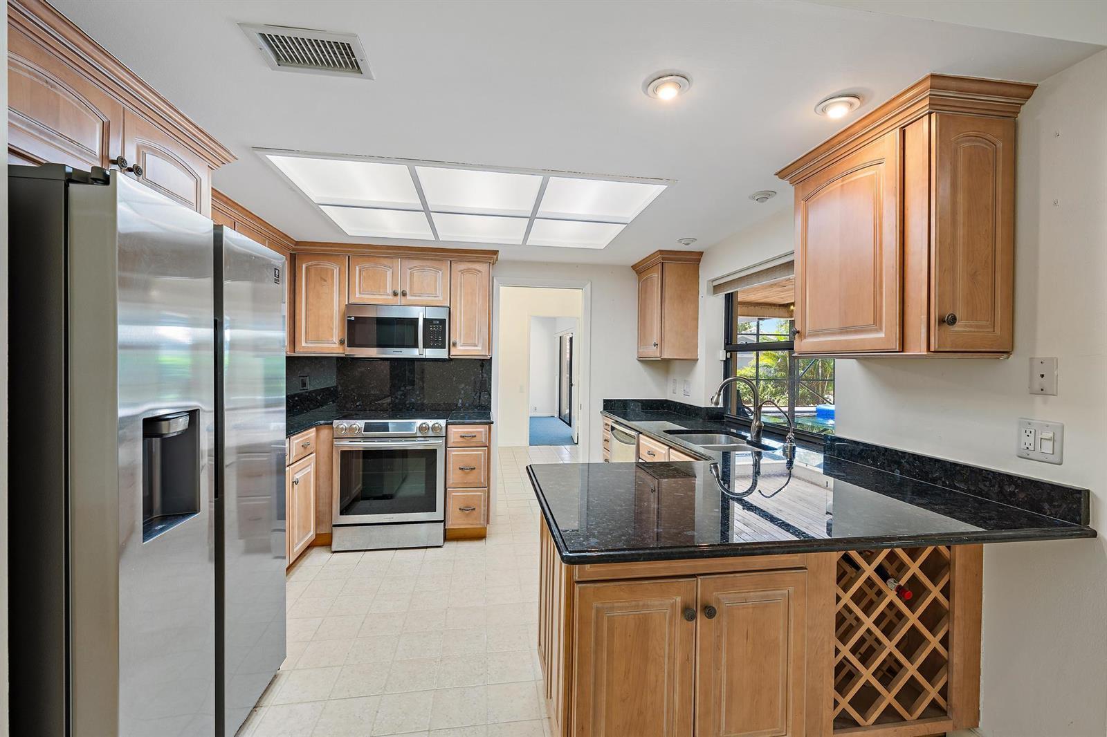 180 Bayberry Place, Jupiter FL 33458 photo 5