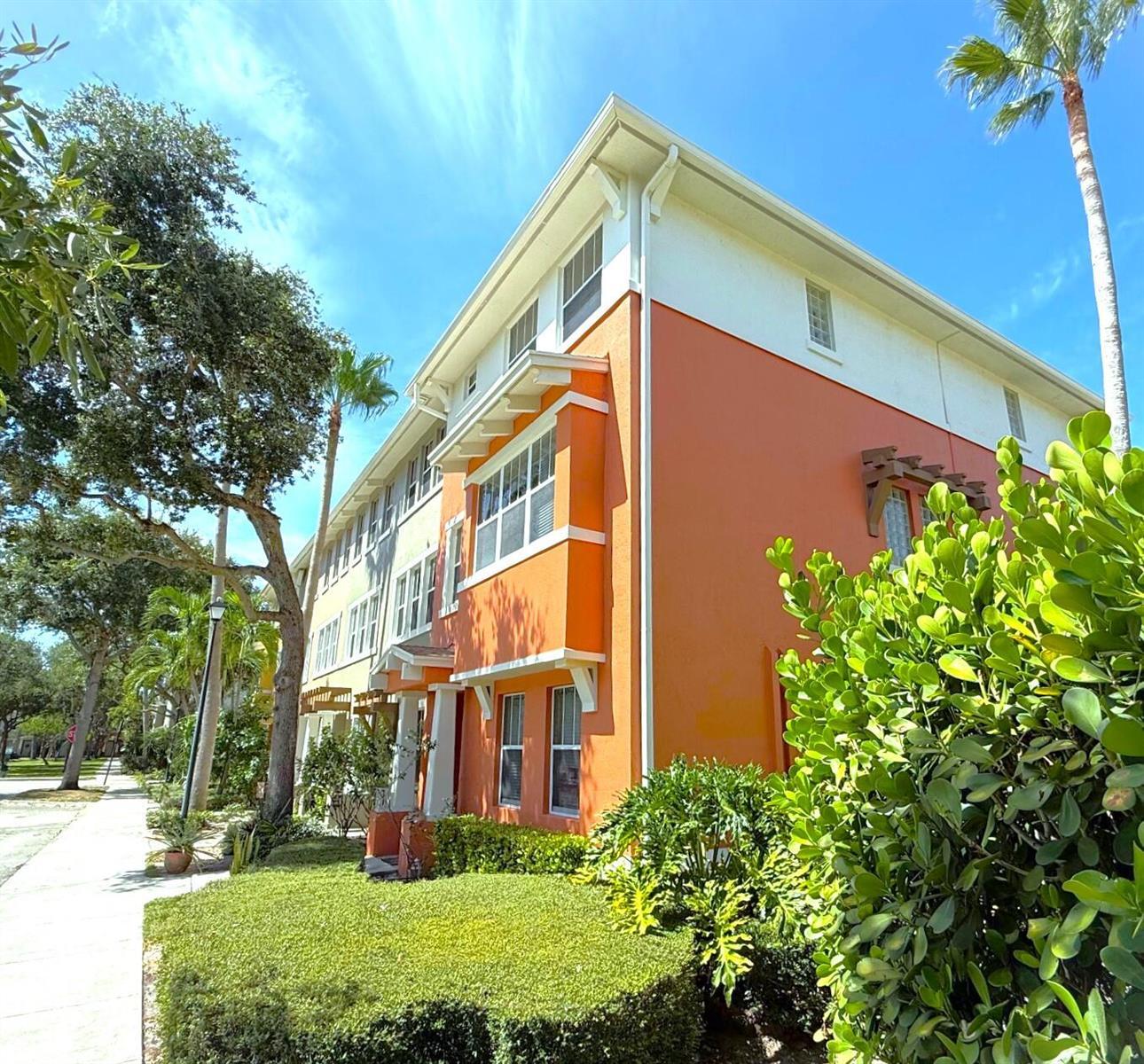 883 MILLBRAE Court # 6, West Palm Beach FL 33401 photo 3