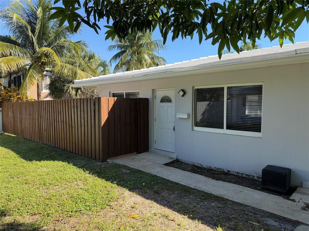 1077 NE 34th Street # 3, Oakland Park FL 33334 photo 2