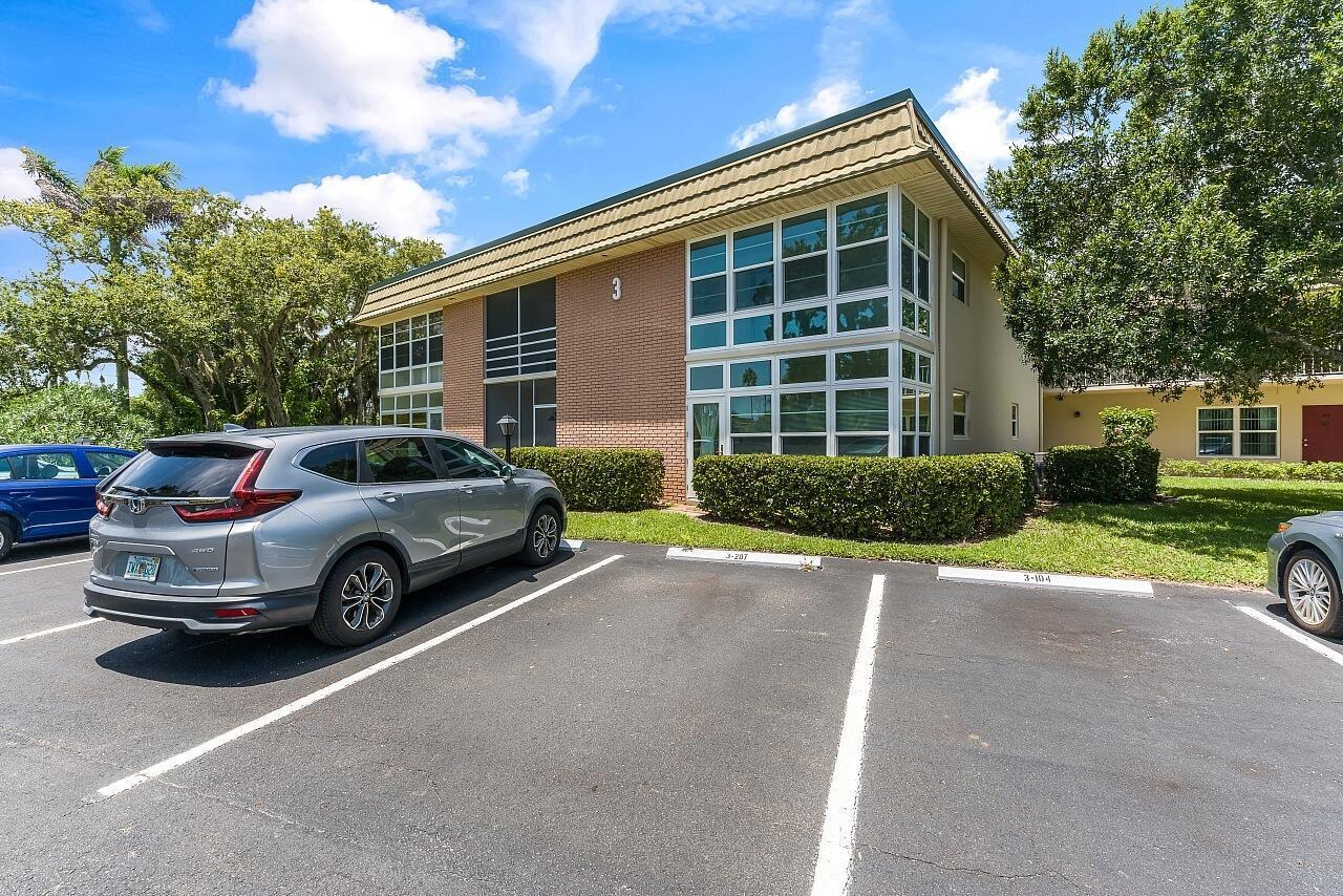 3 Vista Gardens Trail # 106, Vero Beach FL 32962 photo 3