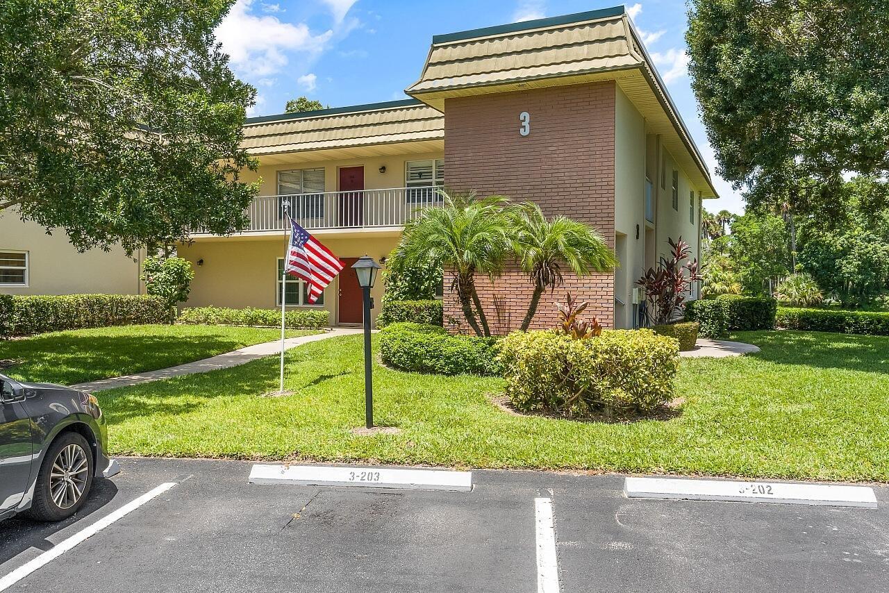 3 Vista Gardens Trail # 106, Vero Beach FL 32962 photo 4