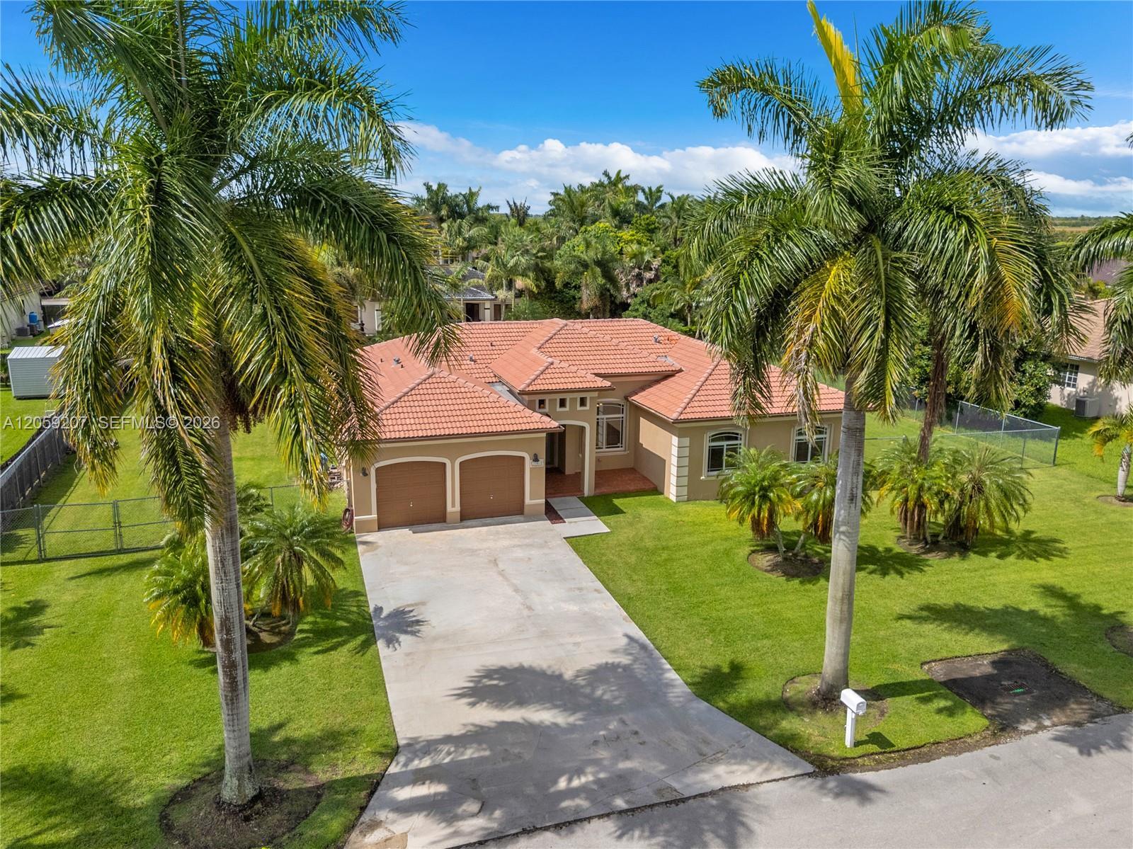 20464 SW 325th St, Homestead FL 33030