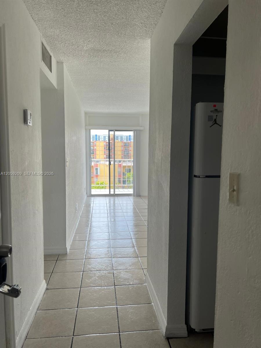 801 NW 47th Ave # W612, Miami FL 33126 photo 4