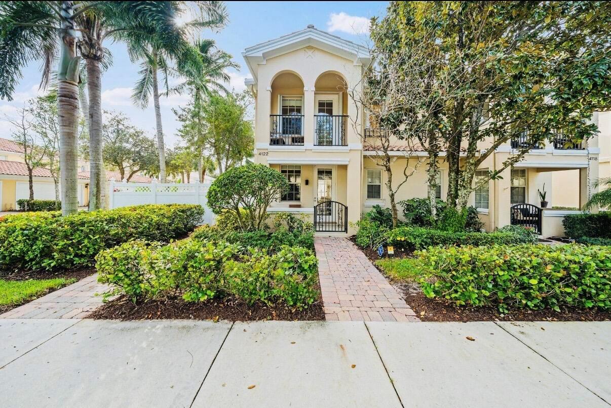 4122 Parkside Drive, Jupiter FL 33458