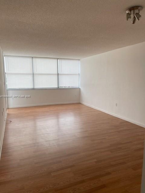 1200 NE Miami Gardens Dr # 702W, Miami FL 33179 photo 4
