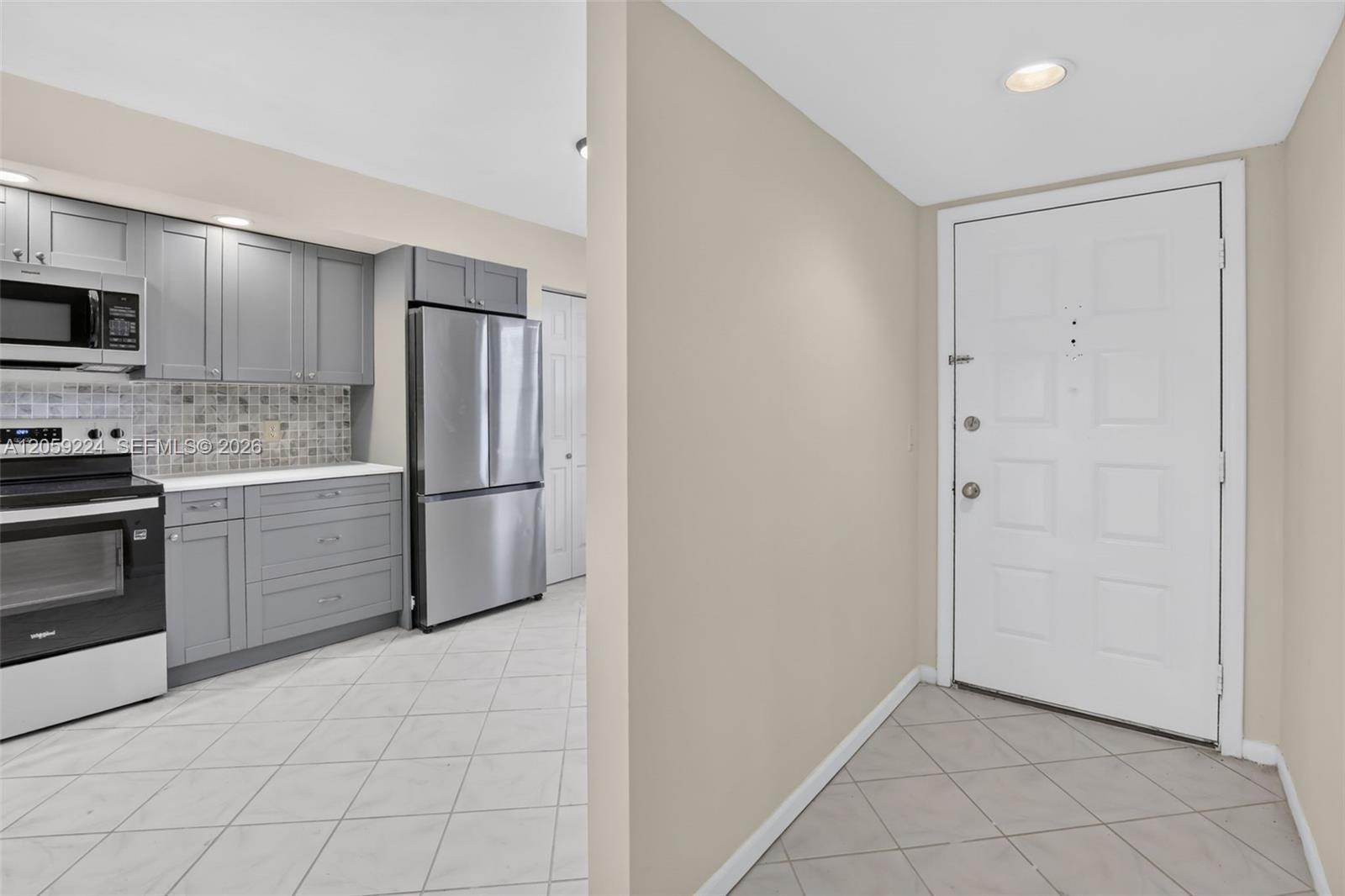 12800 SW 7th CT, # 306G, Pembroke Pines FL 33027 photo 5