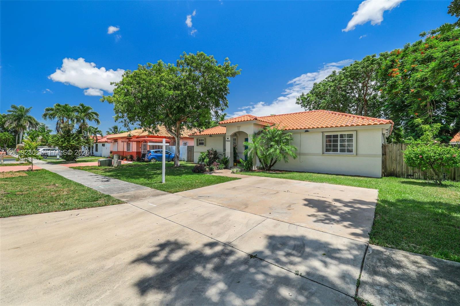19102 SW 318th Ter, Homestead FL 33030 photo 2