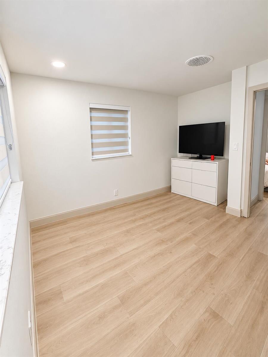 412 S 24TH Avenue, Hollywood FL 33020 photo 3