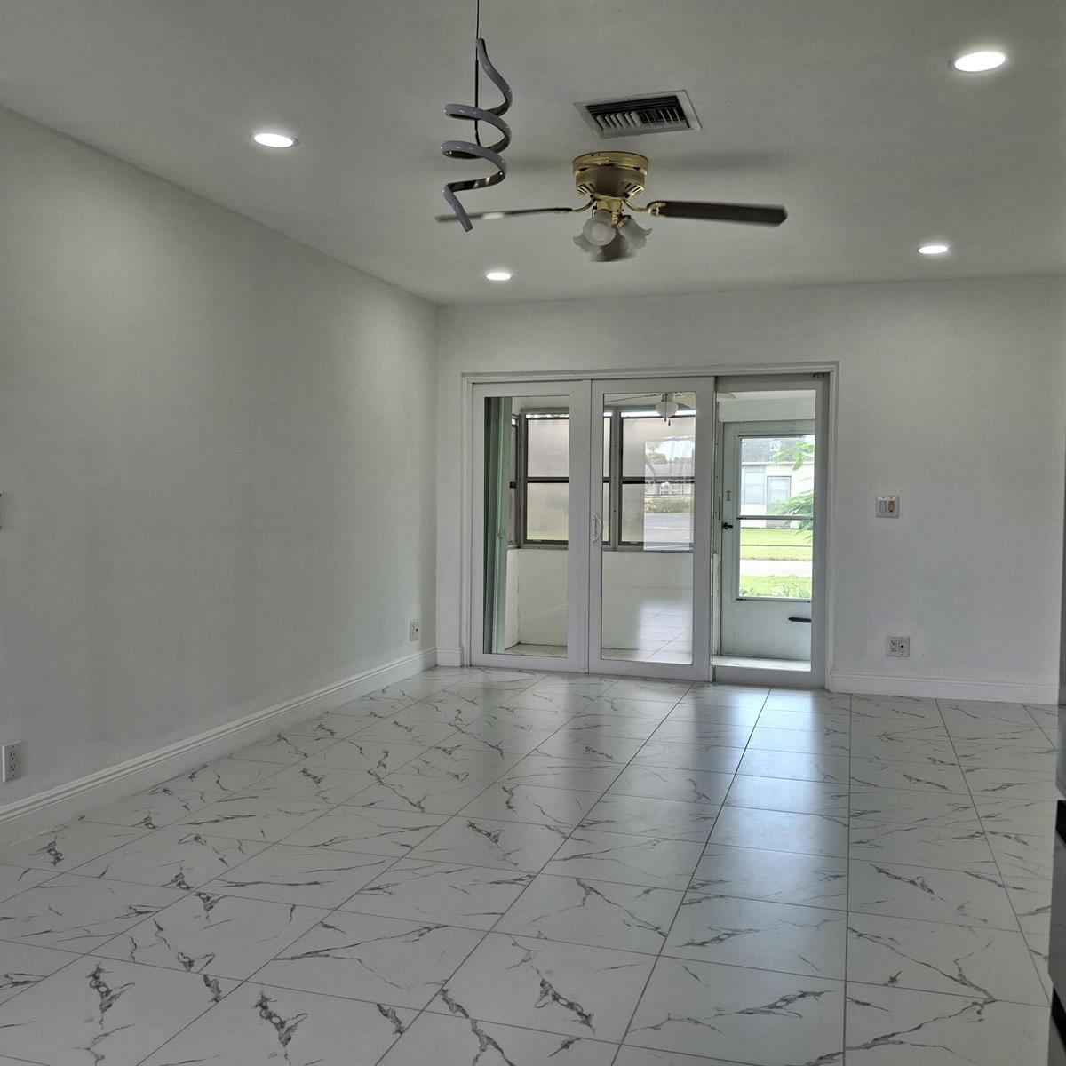 2739 Emory Drive W # J, West Palm Beach FL 33415 photo 3