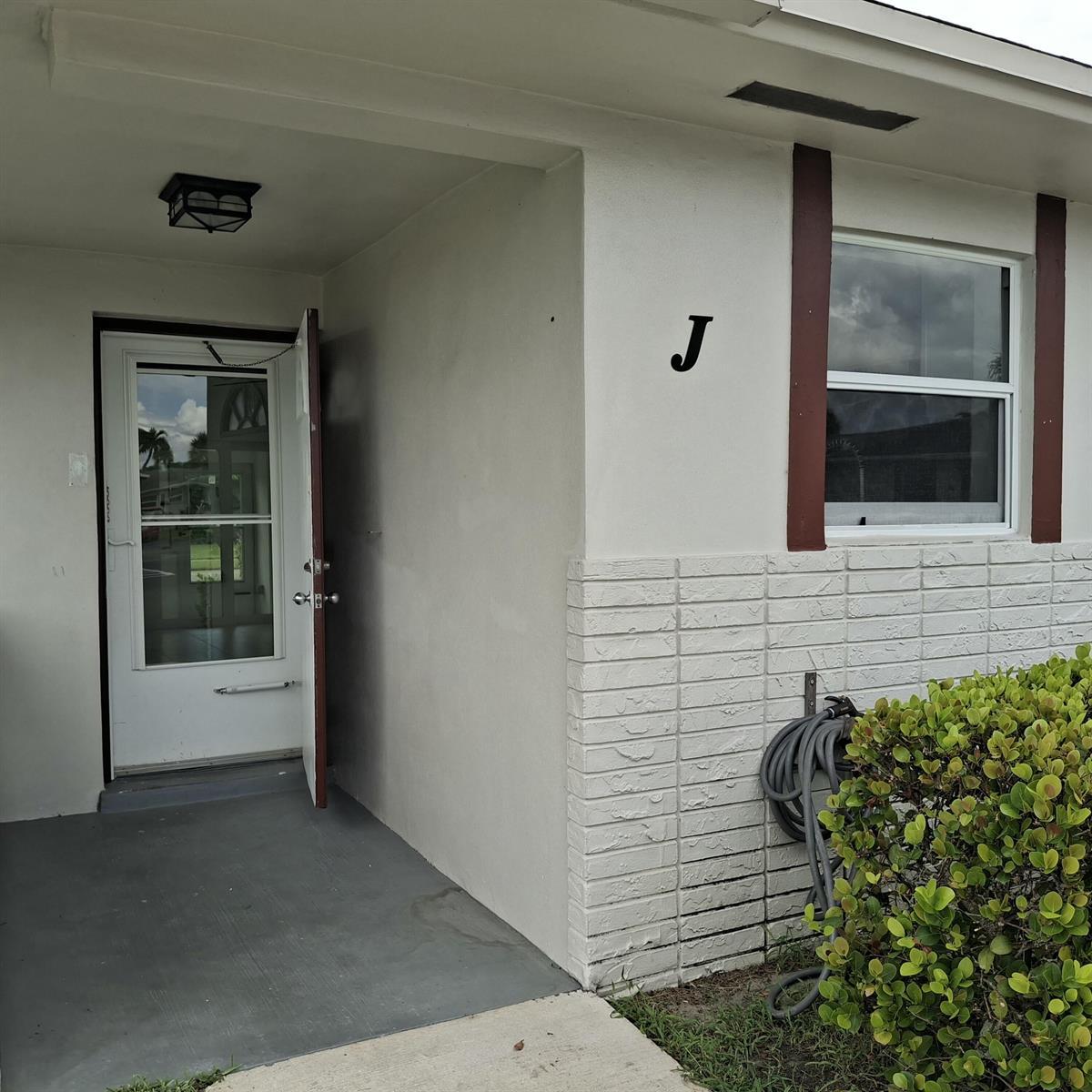 2739 Emory Drive W # J, West Palm Beach FL 33415