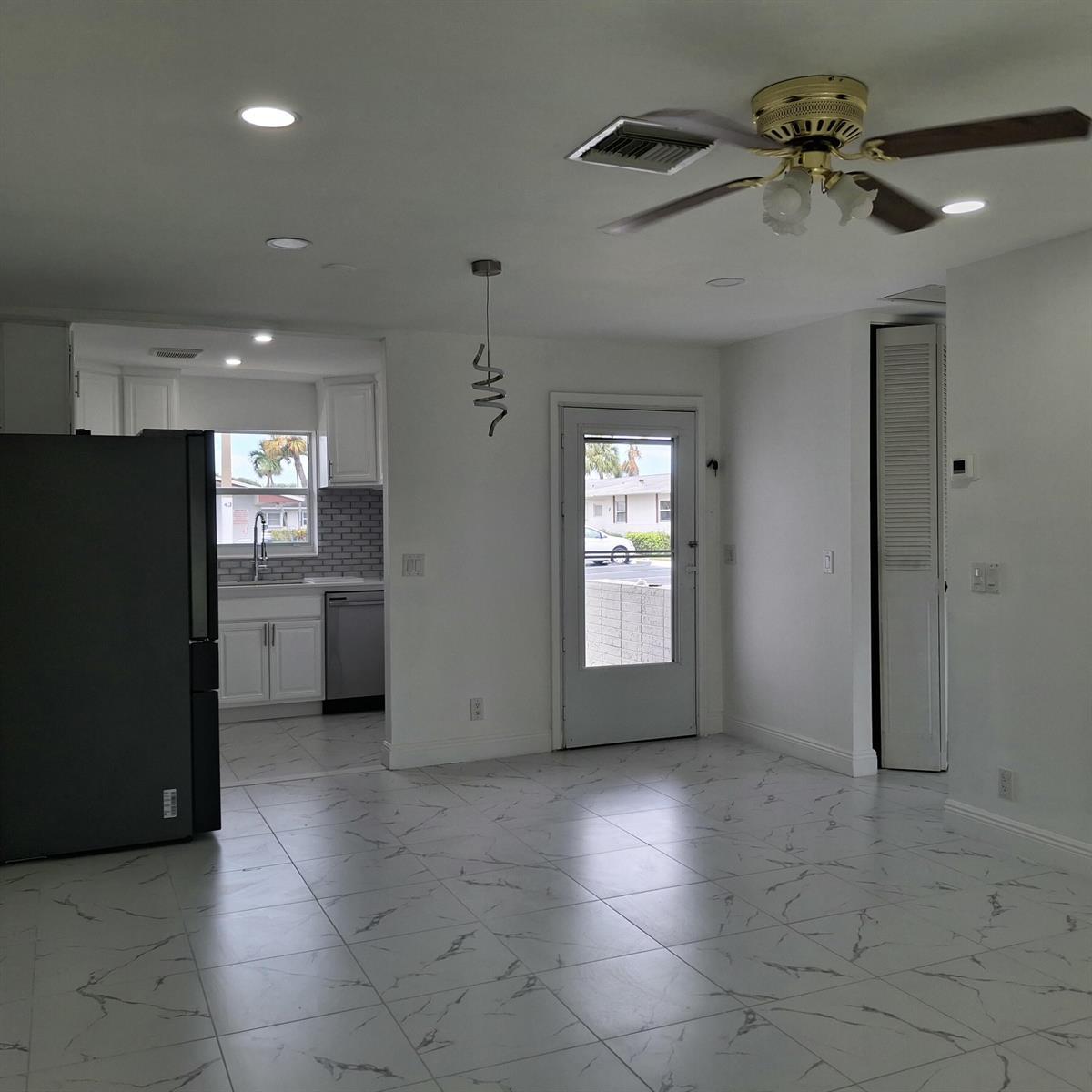 2739 Emory Drive W # J, West Palm Beach FL 33415 photo 4
