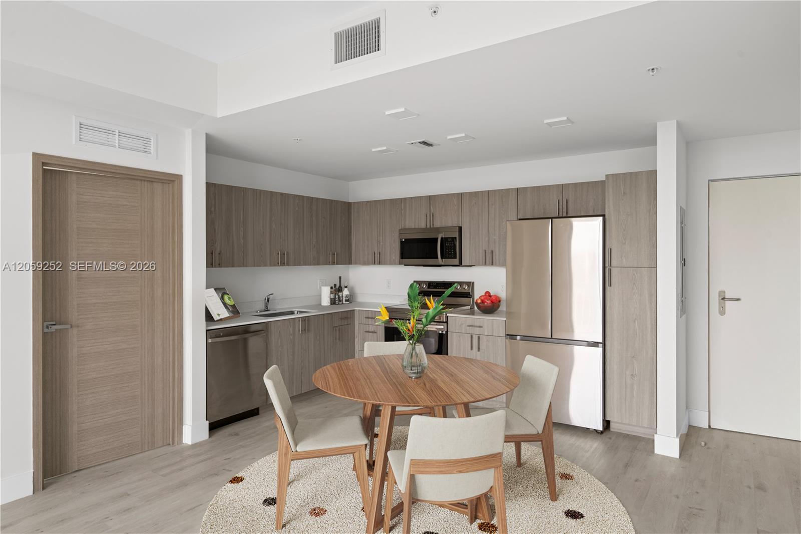 1601 SW 32 Avenue # 413, Miami FL 33145 photo 3