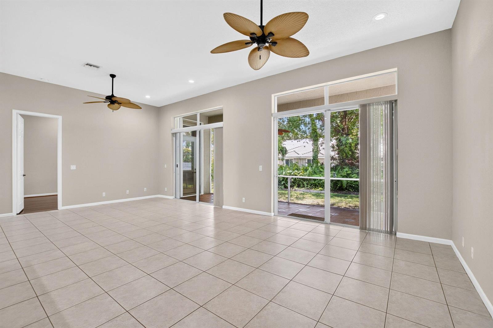 5346 VALLEJO Terrace, Delray Beach FL 33484 photo 2