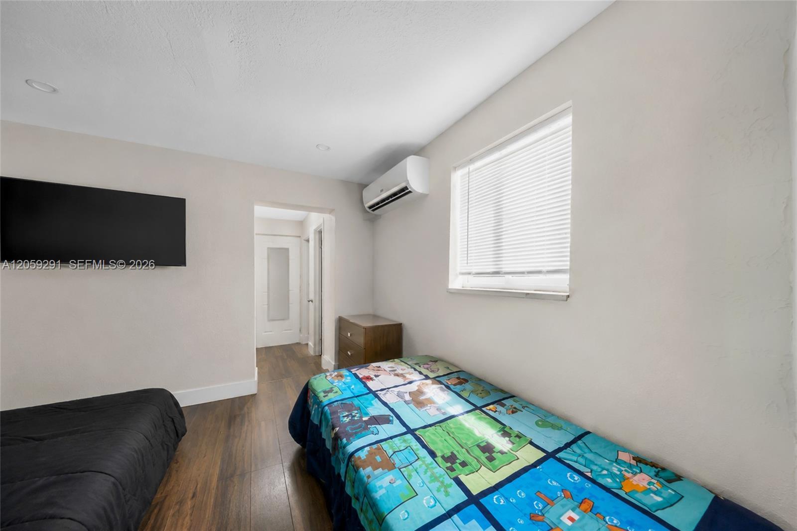 2420 NW 34th St, Miami FL 33142 photo 5