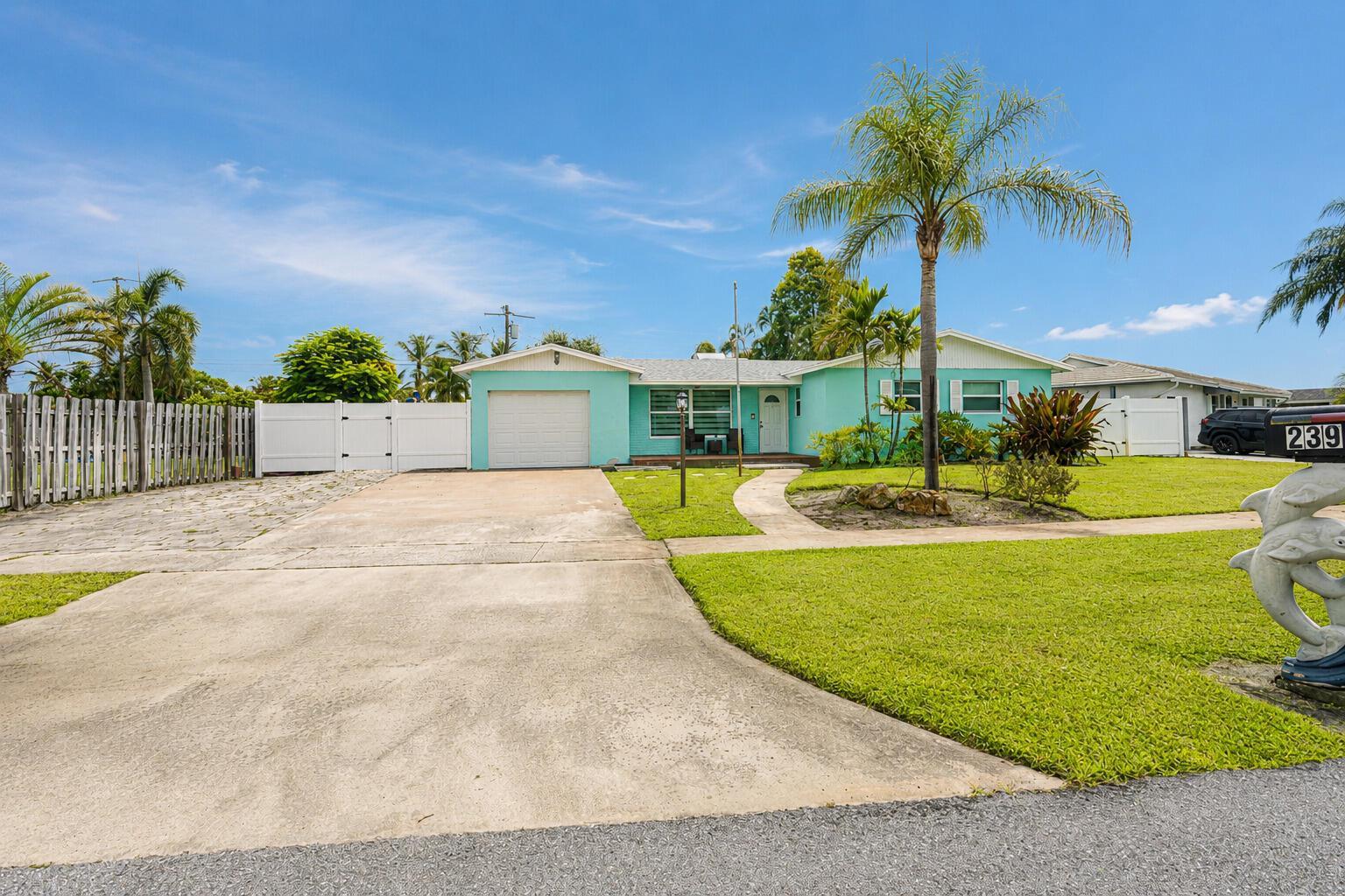 2395 Edgewater Drive, West Palm Beach FL 33406 photo 2
