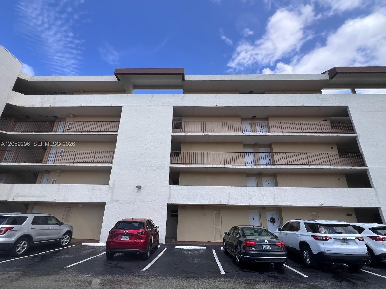 8870 Fontainebleau Blvd # 309, Miami FL 33172 photo 2