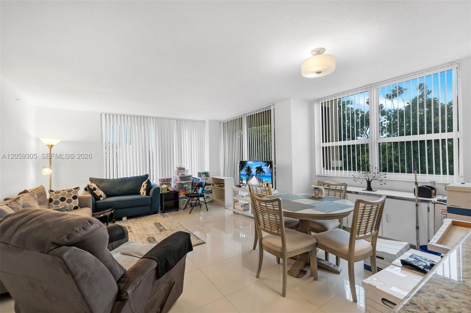 19501 W Country Club Dr # 309, Aventura FL 33180 photo 5