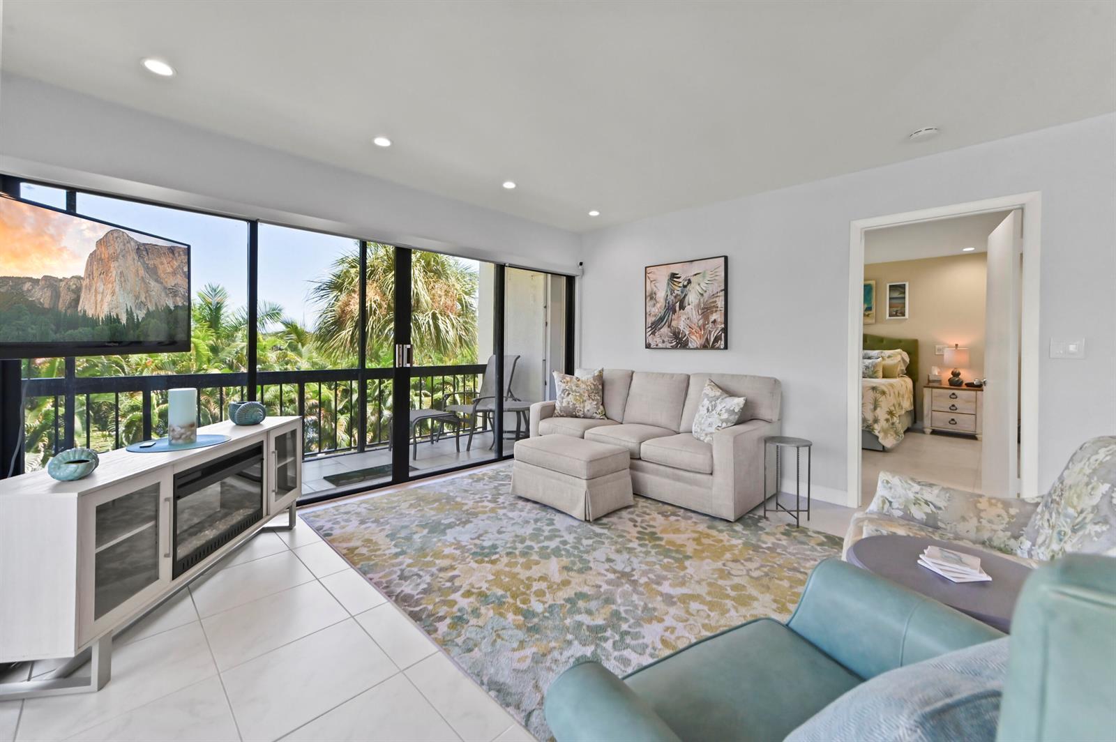 2550 Presidential Way # 301, West Palm Beach FL 33401 photo 3