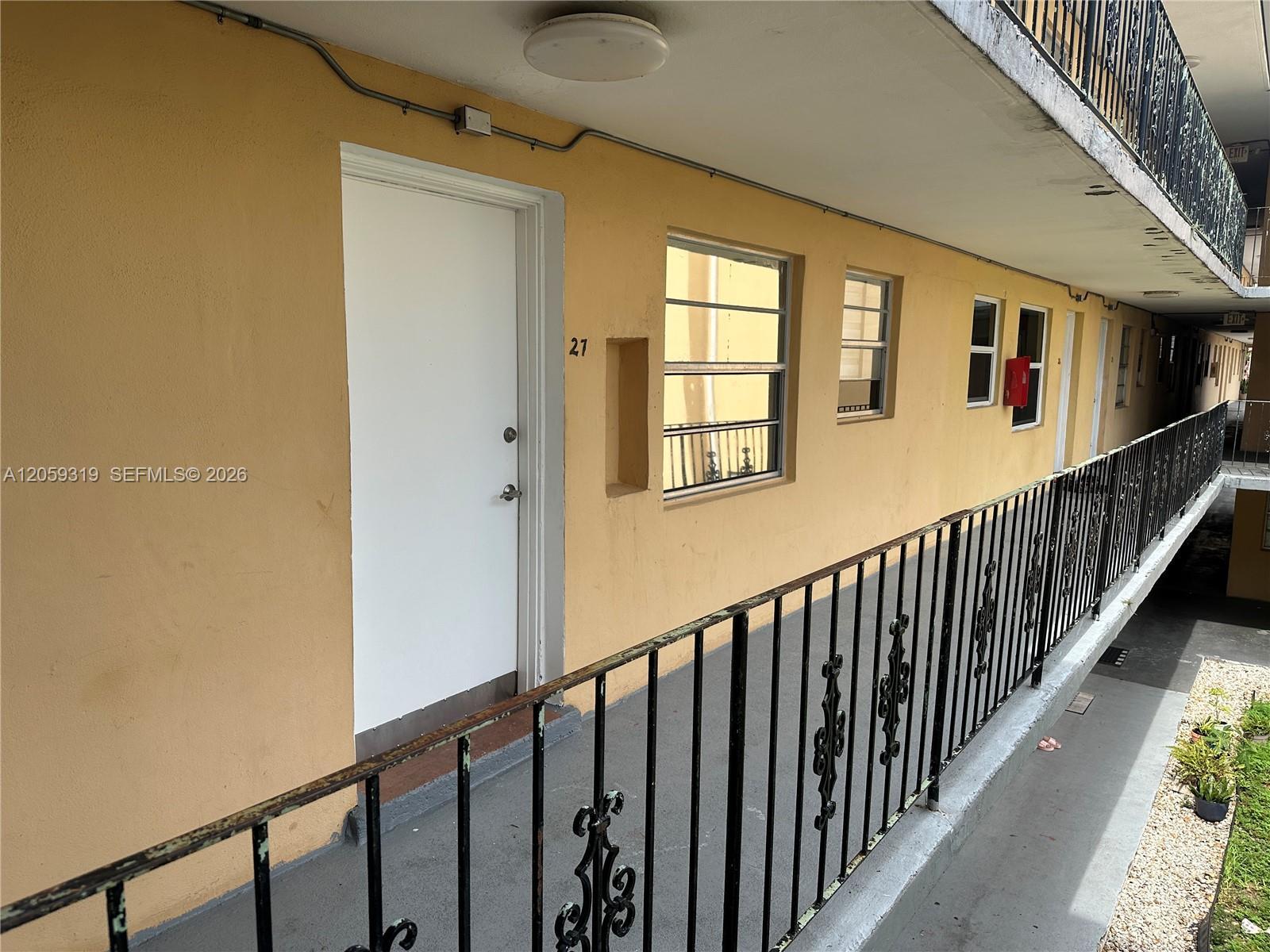 3855 SW 79th Ave # 27, Miami FL 33155 photo 3