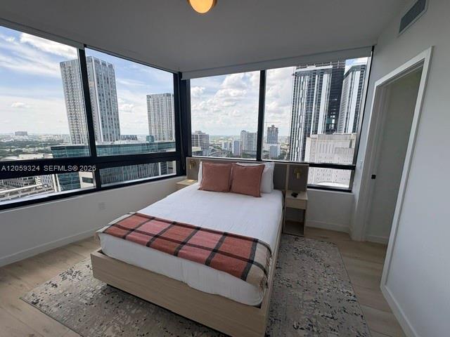 225 N Miami Ave # 2802, Miami FL 33128
