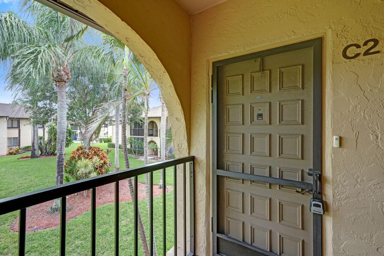 429 Pine Glen Lane # 2, FL 33463 photo 3